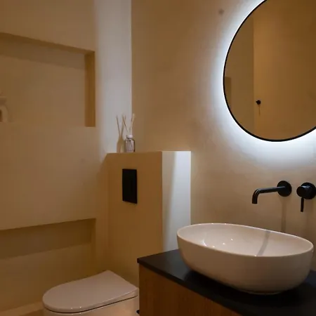 Collection - Melita Daire *