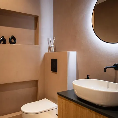 Collection - Melita Daire Valletta