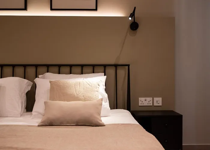 Collection - Melita La Valette